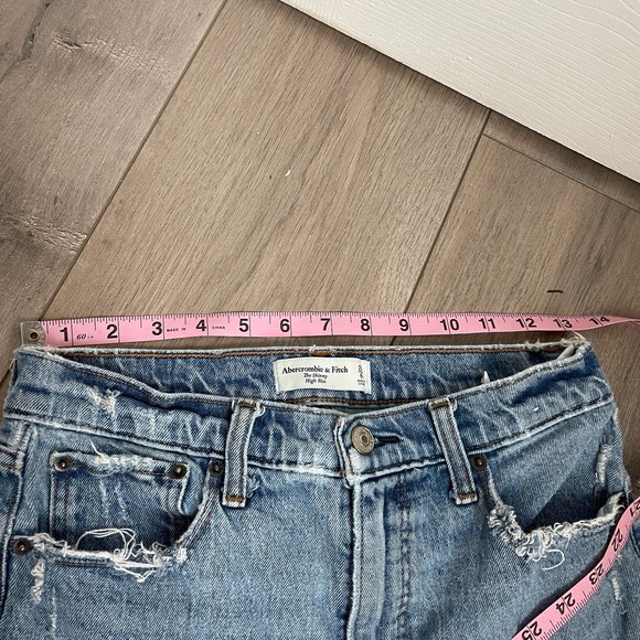 Abercrombie & Fitch the skinny high rise chewed hem jeans - Picture 11 of 12